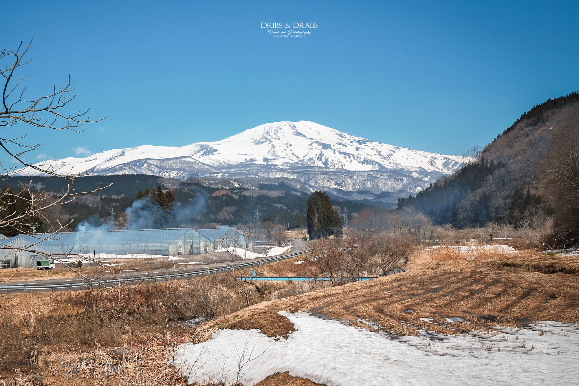 山形縣最大級瀑布｜玉簾瀑布（玉簾の滝）仙境美景：63公尺垂落的夢幻水幕，宛如走進霧氣中的秘境世界