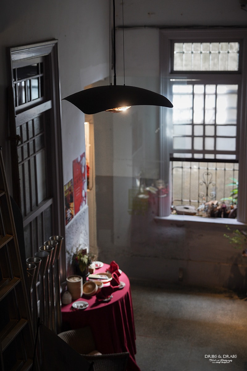 台北大稻埕咖啡廳 AKA Cafe|百年老宅裡的神秘咖啡館, 窺探古代豪宅樣貌 - 第20張圖 台北大稻埕咖啡廳 AKA Cafe|百年老宅裡的神秘咖啡館, 窺探古代豪宅樣貌