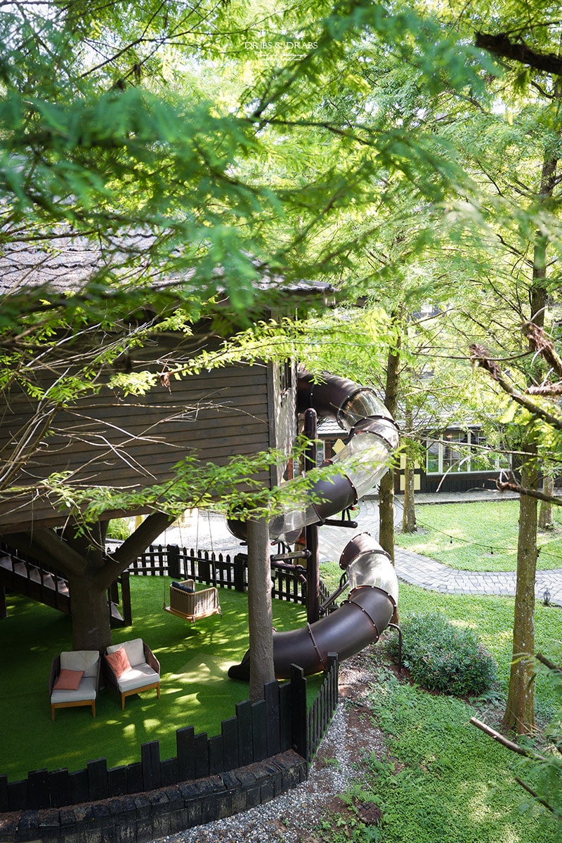 南投日月潭親子民宿「森堡萊夫莊園」入住城堡當一日公主, 小朋友最愛的溜滑梯樹屋Villa