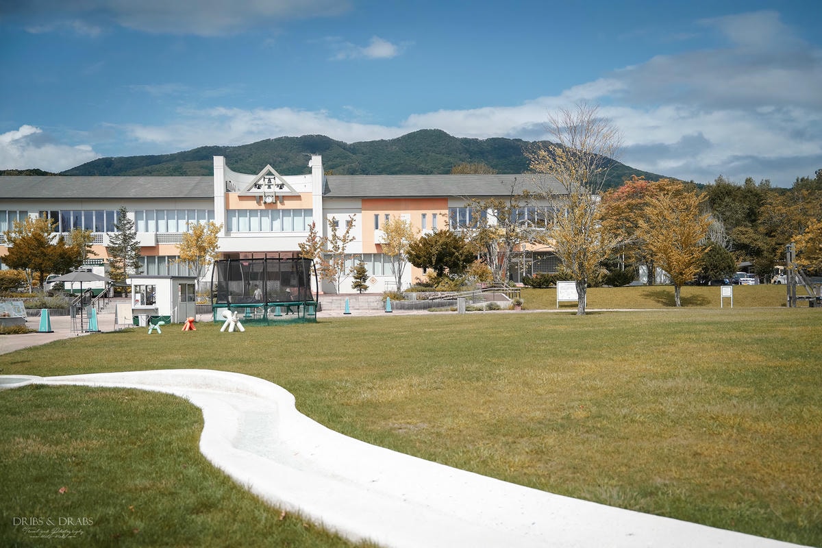 北海道登別景點「ナチュの森」廢棄中學校改造的複合式唯美園區, 登別親子景點 - 第56張圖 日本北海道包車推薦|美黛子遊日本, 客製化包車行程, 機場接送, 家庭旅遊首選