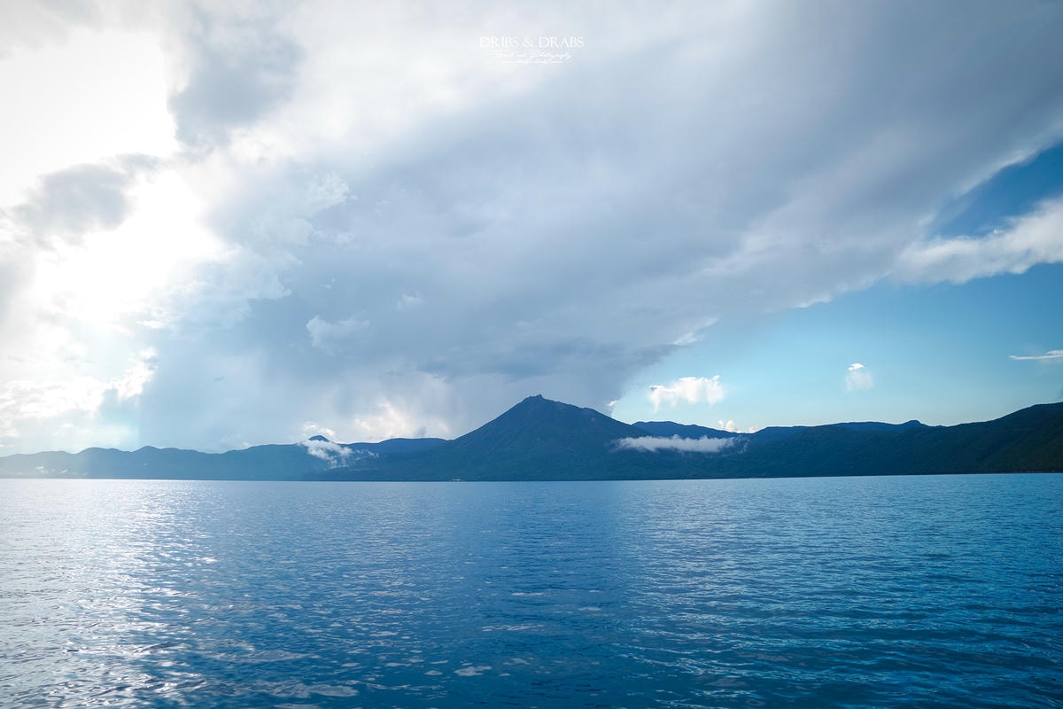 北海道支笏湖觀光船|體驗透明清澈的水中觀光船,暢遊夢幻火山口湖 - 第14張圖 北海道支笏湖觀光船|體驗透明清澈的水中觀光船,暢遊夢幻火山口湖