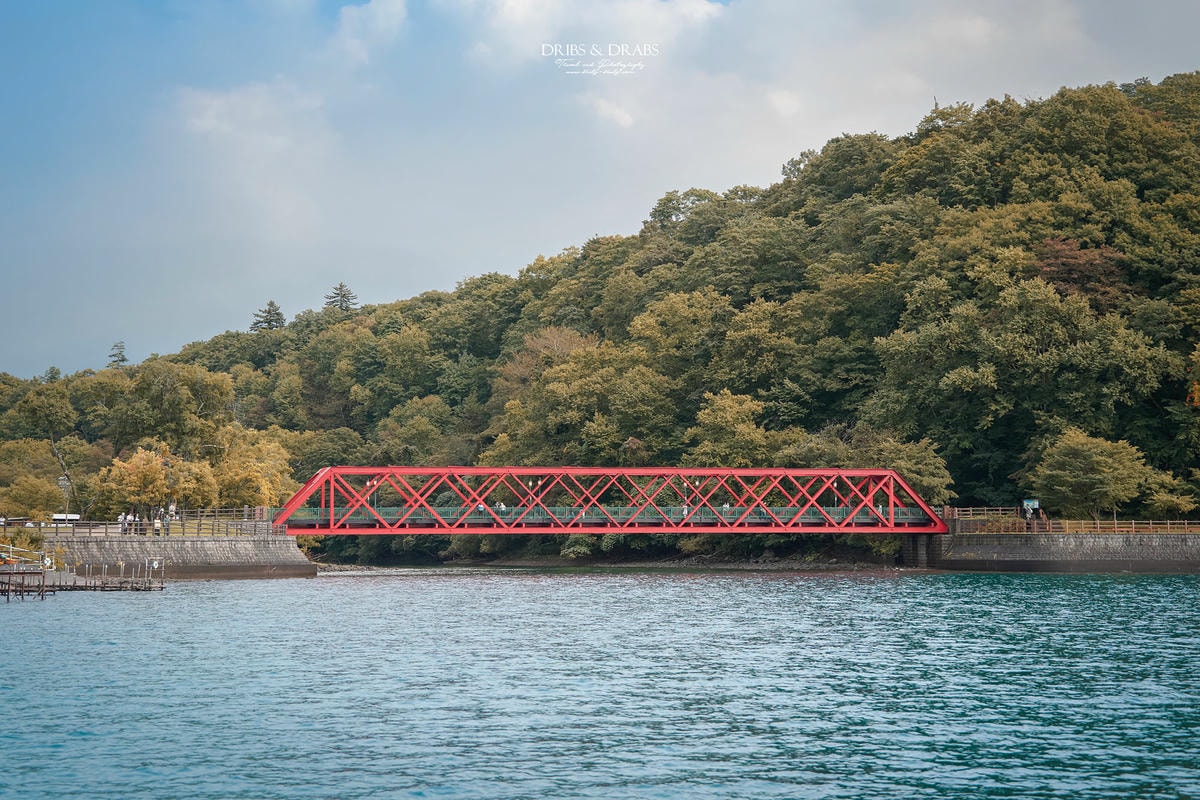 北海道支笏湖觀光船|體驗透明清澈的水中觀光船,暢遊夢幻火山口湖 - 第18張圖 北海道支笏湖觀光船|體驗透明清澈的水中觀光船,暢遊夢幻火山口湖