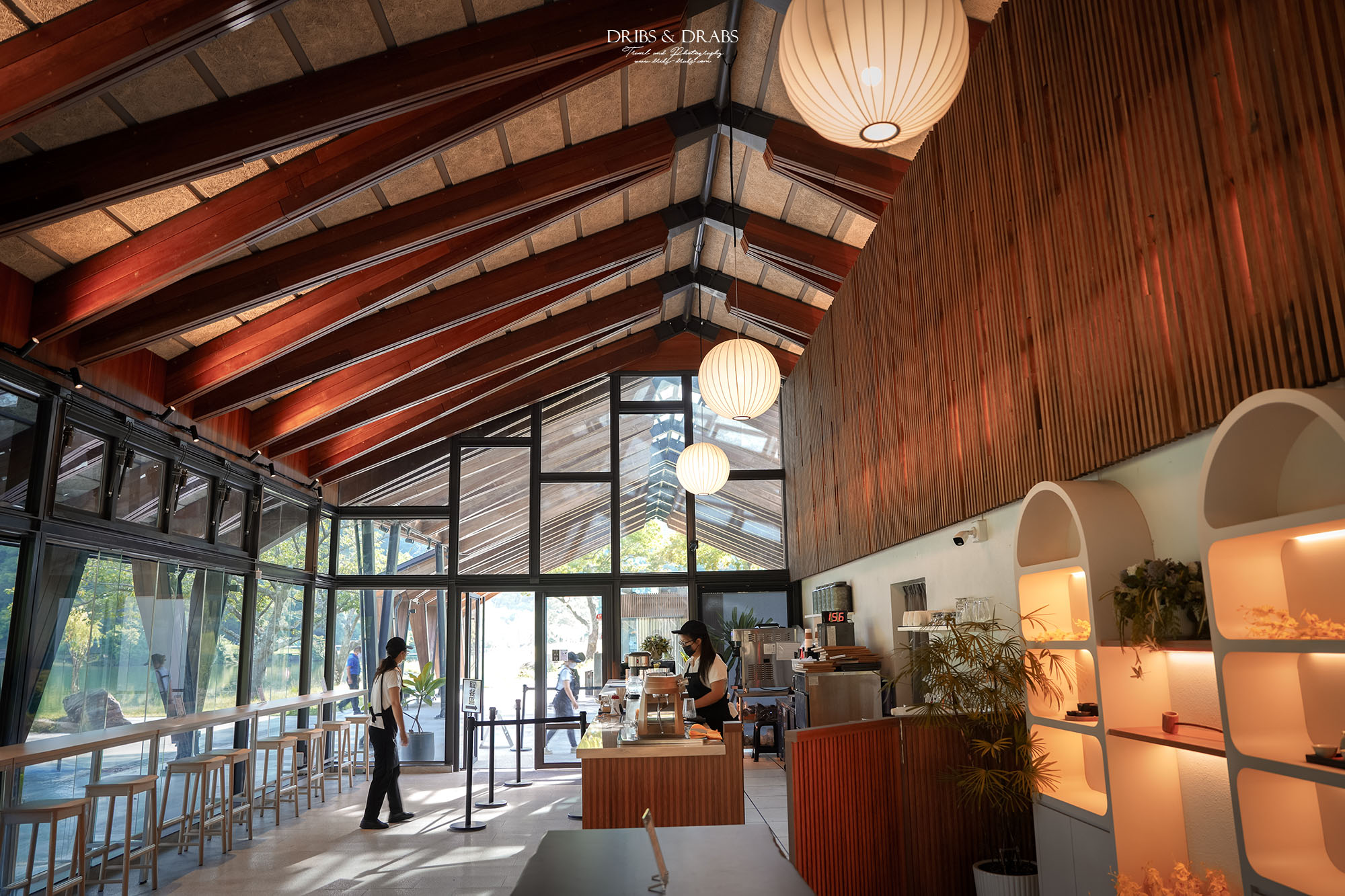 宜蘭礁溪新開幕咖啡館｜Herbelle Tea湖畔茶屋, 湖景玻璃屋與寵物友善咖啡廳
