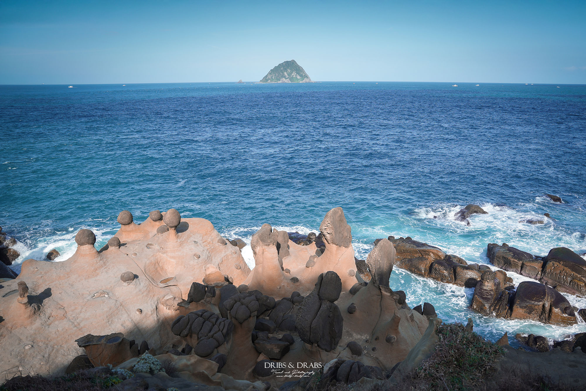 基隆看海景點推薦｜和平島地質公園，鬼斧神工海蝕地形與絕美海景