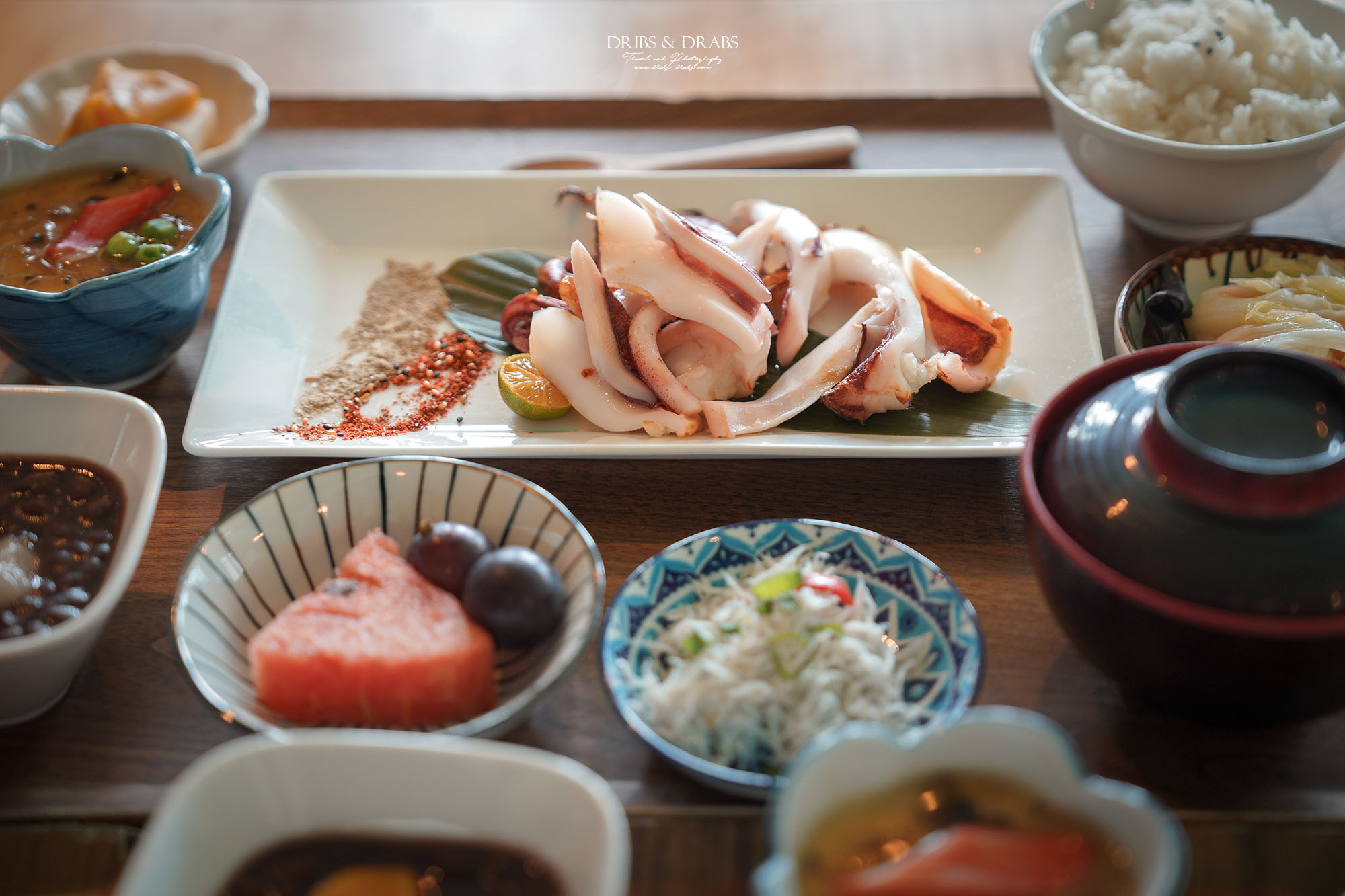 宜蘭頭城美食推薦｜伍參港鮮魚定食料理，烏石港海鮮餐廳首選，順遊外澳沙灘看海踏浪