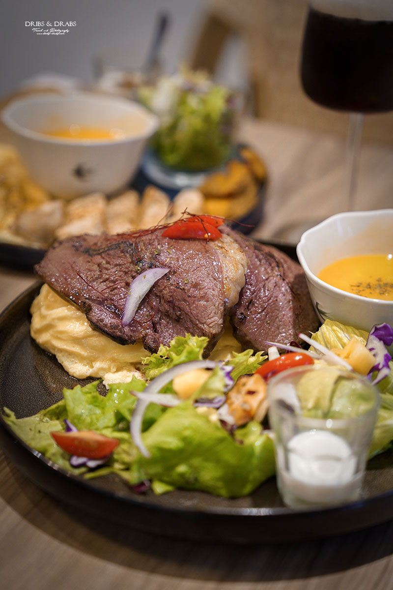 羅東美食奧莉薇雅早午餐 Bistro Olivia｜藏在巷弄裡的老宅餐廳，羅東火車站、羅東林場美食推薦，寵物友善有寵物餐